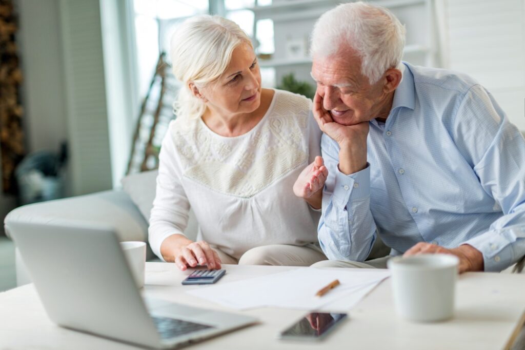 The Best Ways to Manage Money for Seniors